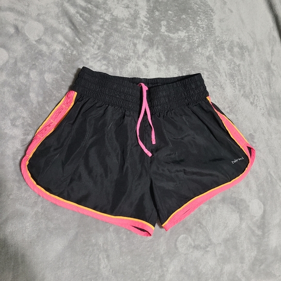 Shorts - Picture 1 of 3